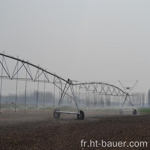 systèmes d&#39;irrigation à pivot central des terres agricoles à vendre